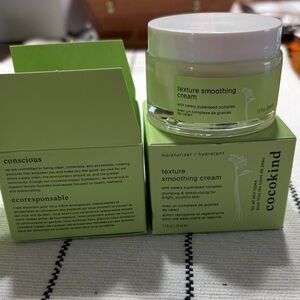 Cocokind Texture Smoothing Cream - Light Green